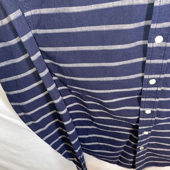 American Eagle Outfitters Dress Shirt Men’s Size Medium Blue Striped Prep Fit LS - Picture 6 of 12
